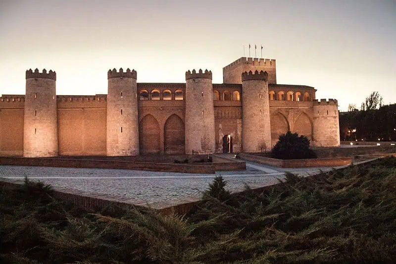 Arquitecto Neoclásico - Palacio de la Aljafería