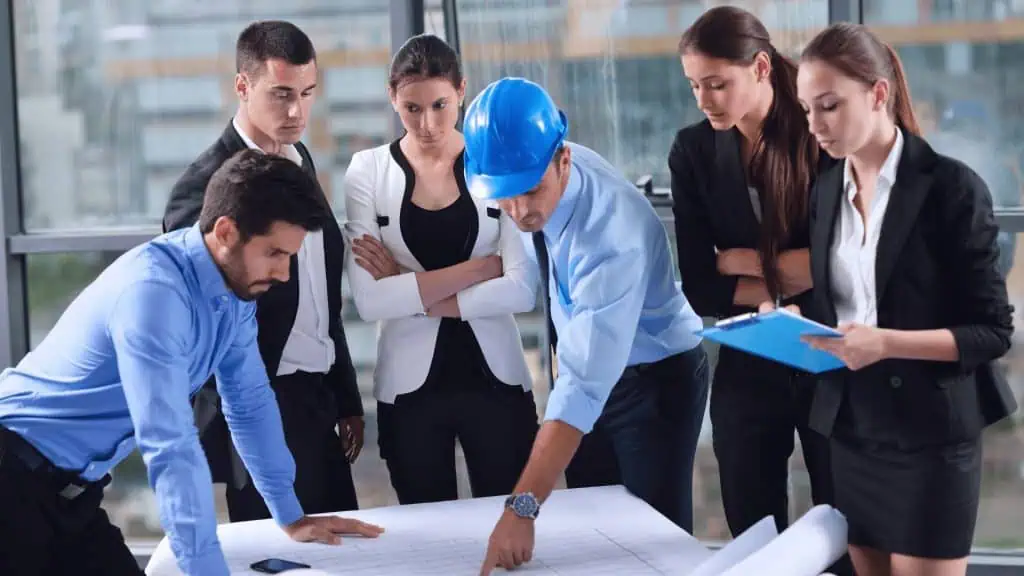 Sonher vs Risco Arquitectos La Alternativa Local Zaragoza