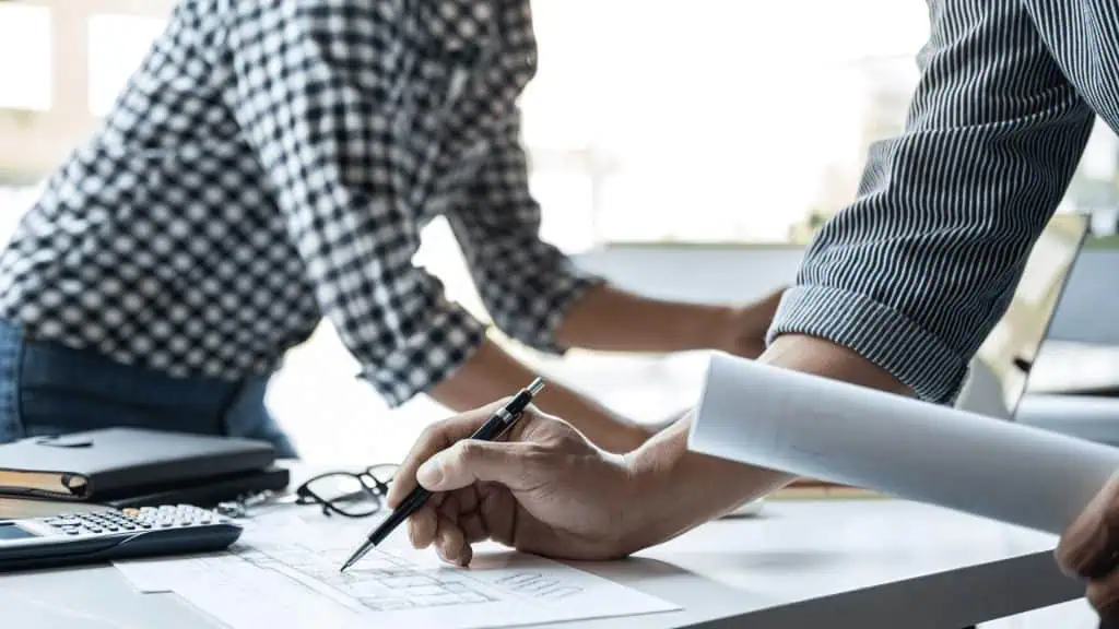 Estudio de Arquitectura - arquitectos, planos, cascos de arquitectos, cálculos arquitectónicos