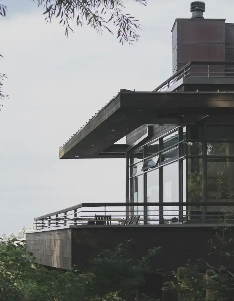 Fachada premium de vivienda de alto standing para el post Arquitectura de Alto Standing 2026: Tendencias, Precios y Clav