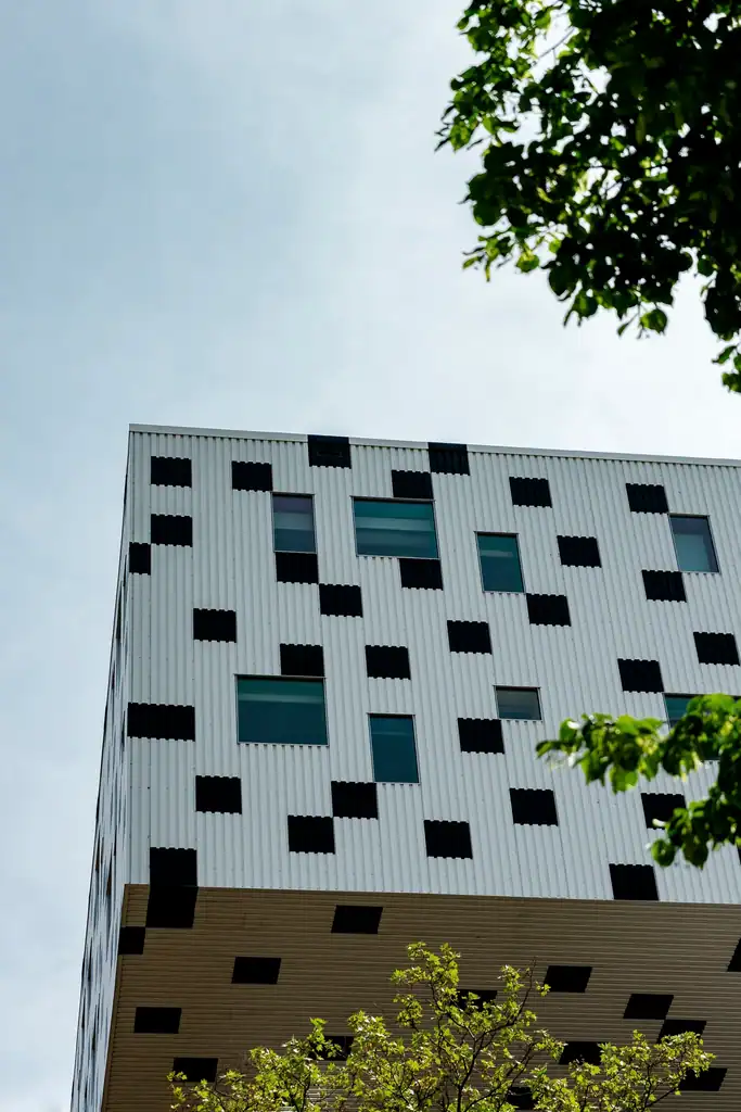 Arquitectura contemporanea aplicada al tema del articulo para el post Diseño de viviendas saludables y confort térmico p